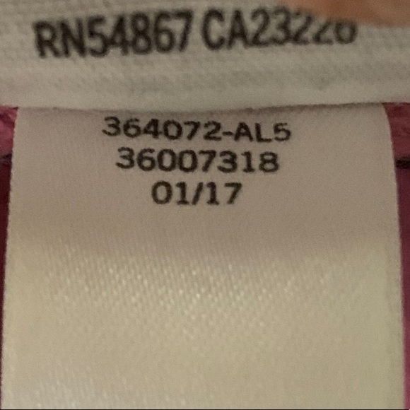 V.S. PINK PULLOVER SZ S EXCLUSIVE LTD. EDT. - Picture 13 of 15
